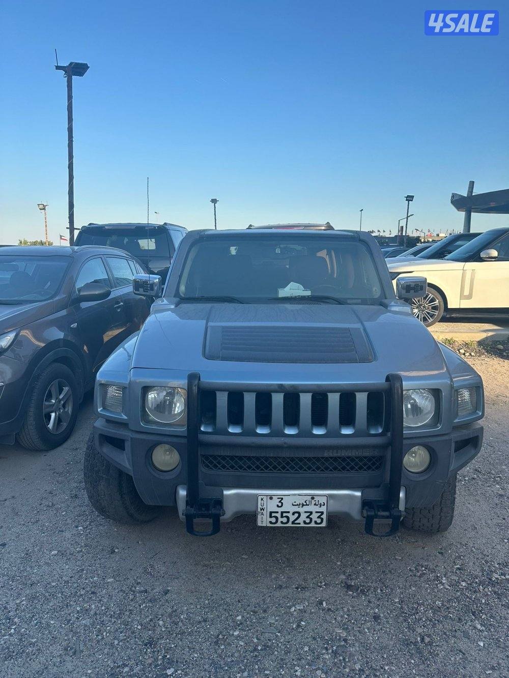 3 همرات للبيع همر H2 2003 و اثنين H3 20092