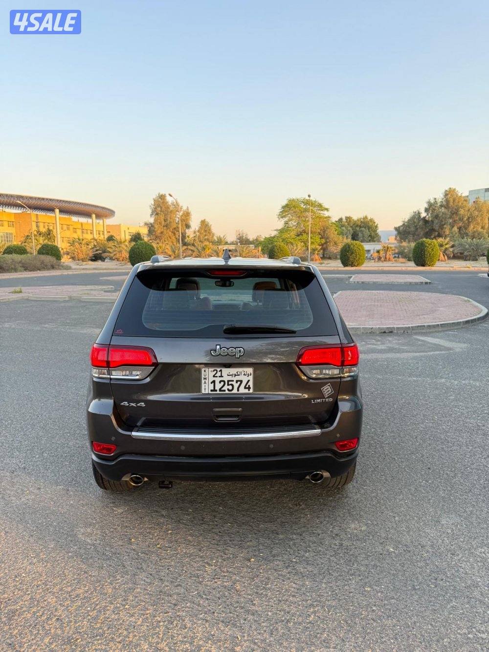 قراند شروكي ليمتد صبغ الوكاله ماشي 70 الف فقط موديل 2021 الفل اوبشن4