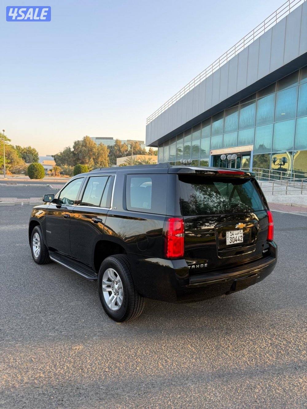 تاهو 2018 قمه بالنظافه صبغ الوكاله شرط الفحص بحاله ممتازه وارد الغانم3