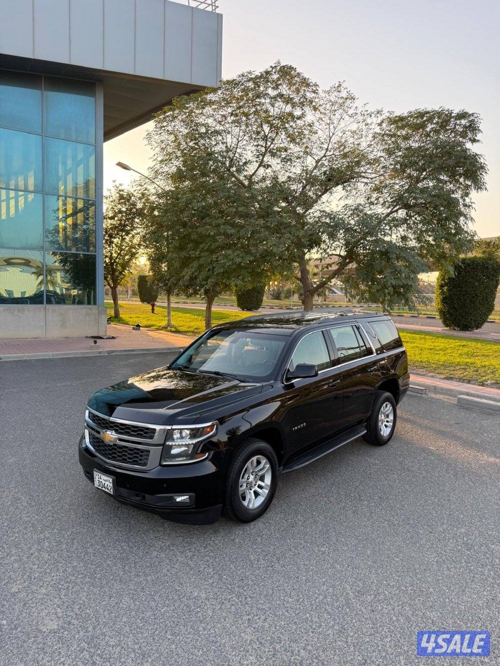 تاهو 2018 قمه بالنظافه صبغ الوكاله شرط الفحص بحاله ممتازه وارد الغانم5