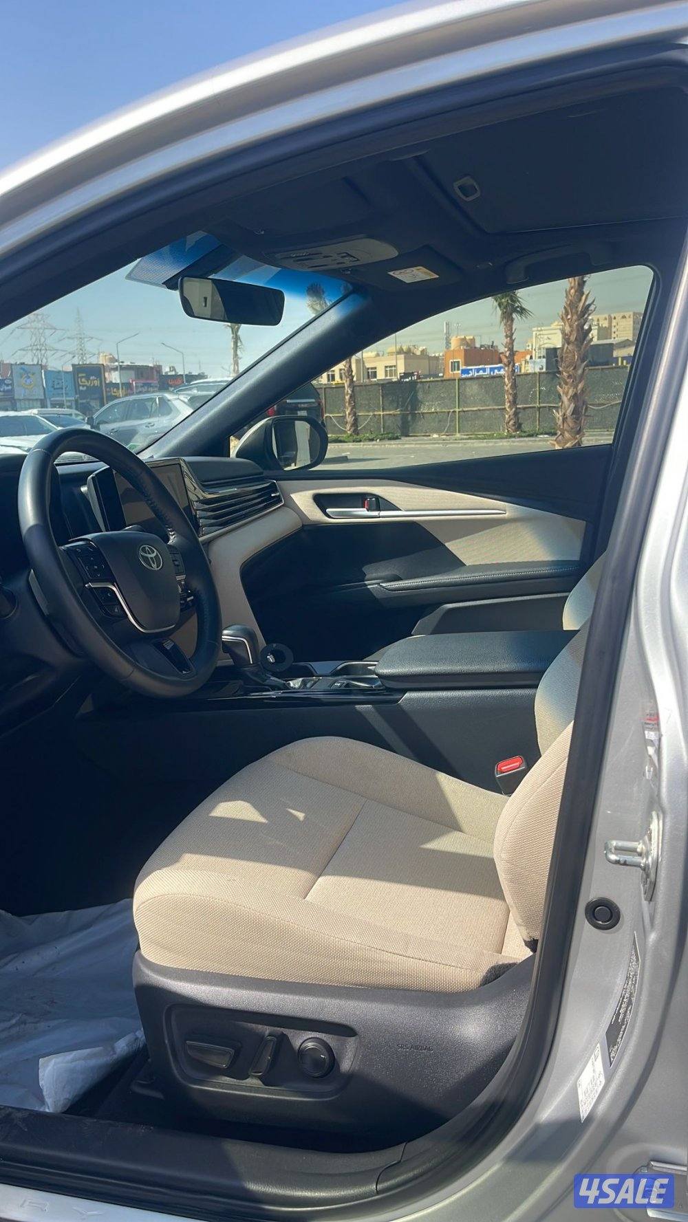 كامري الساير LE موديل ٢٠٢٥ عداد ٦٧4