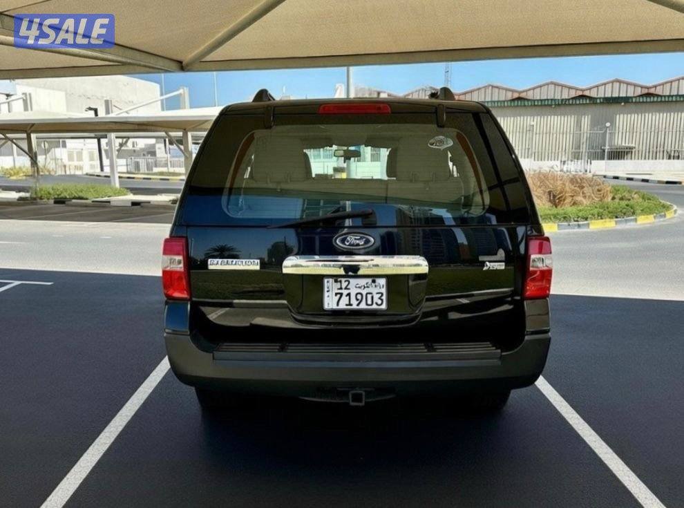 فورد إكسبديشن  -الموديل :2013 العداد:1885