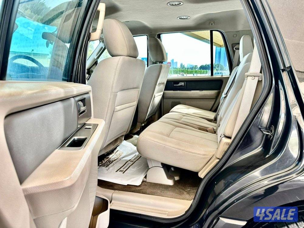 فورد إكسبديشن  -الموديل :2013 العداد:18813