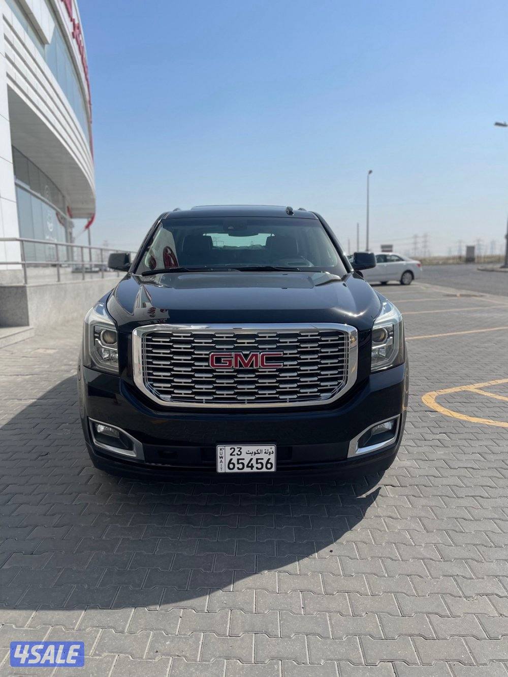 جمس دينالي وارد الخليج بحالة ممتازه صبغ الوكاله شرط الفحص 20182