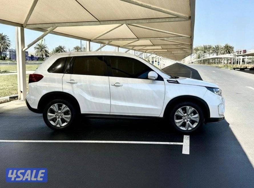 سوزوكي فيتارا-الموديل :2021- العداد:1047