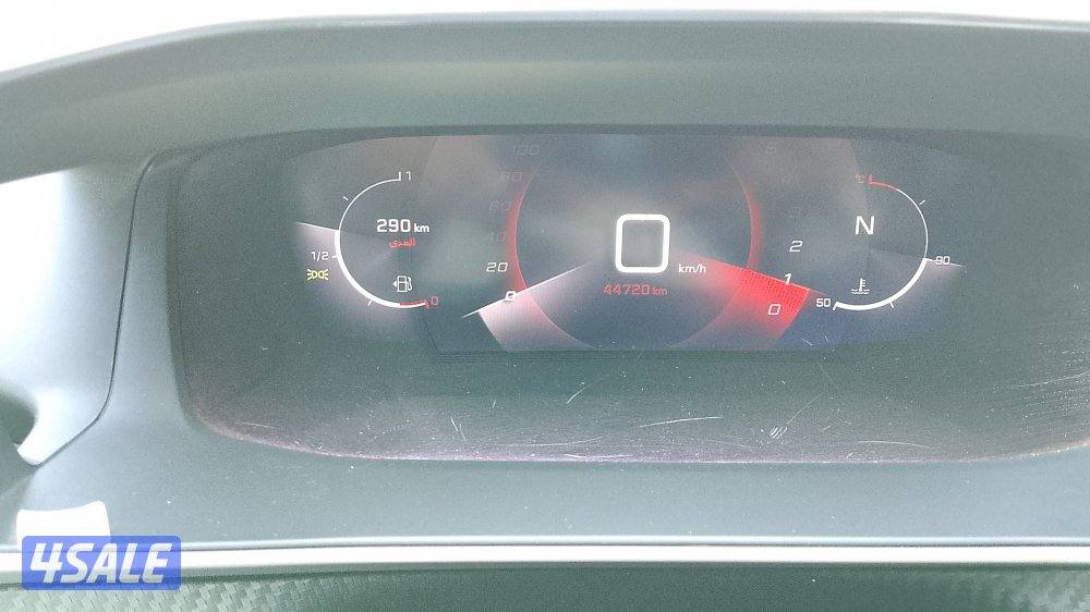 للبيع بيجو جيب موديل 2023نوع حجم2008/5