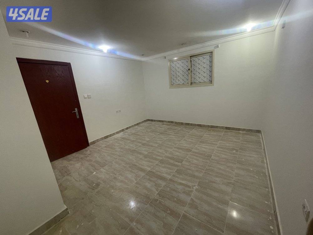 للايجار شقه بالقيروان قطعه ١0