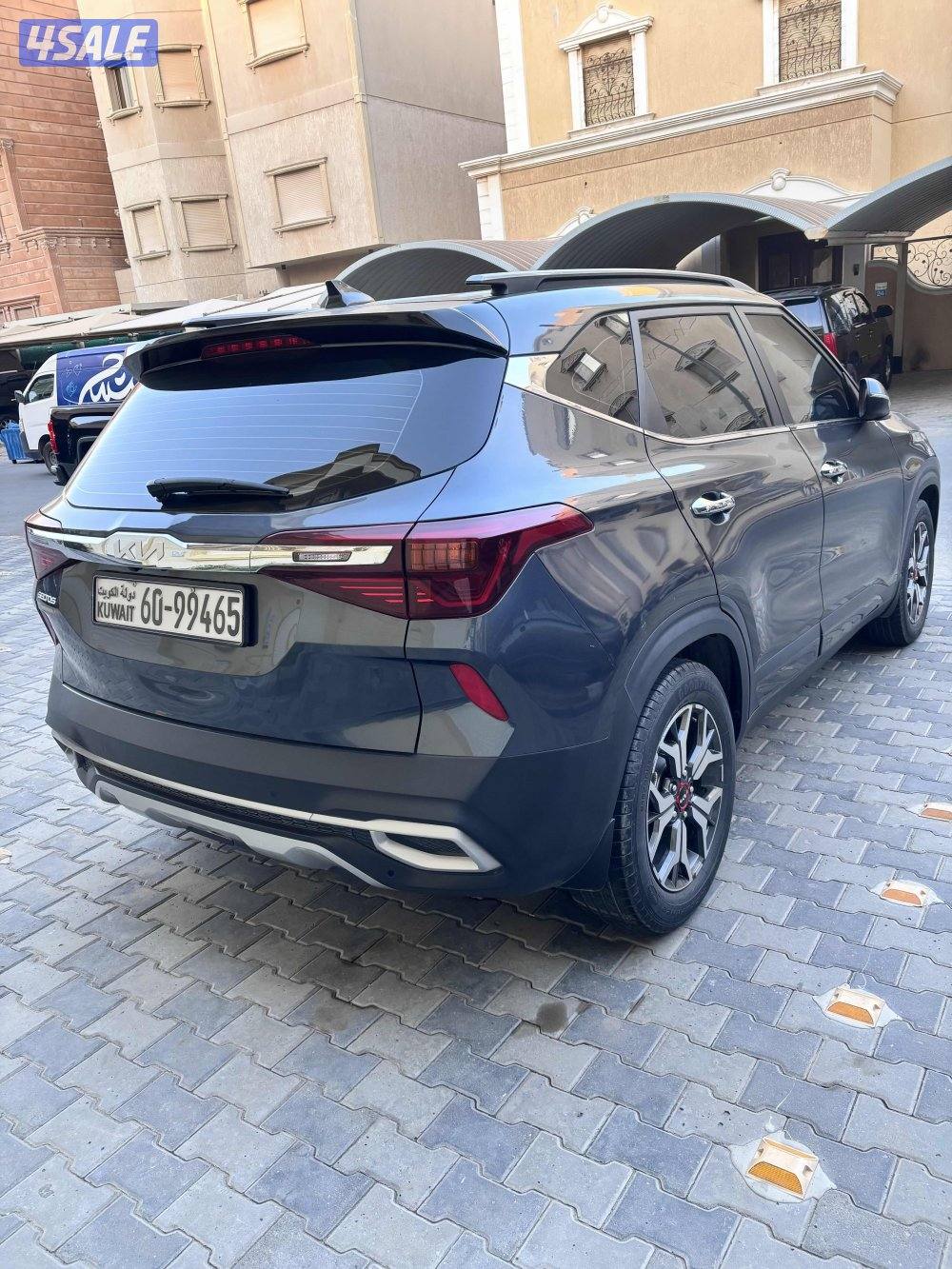 تواصل وتساب فقط2