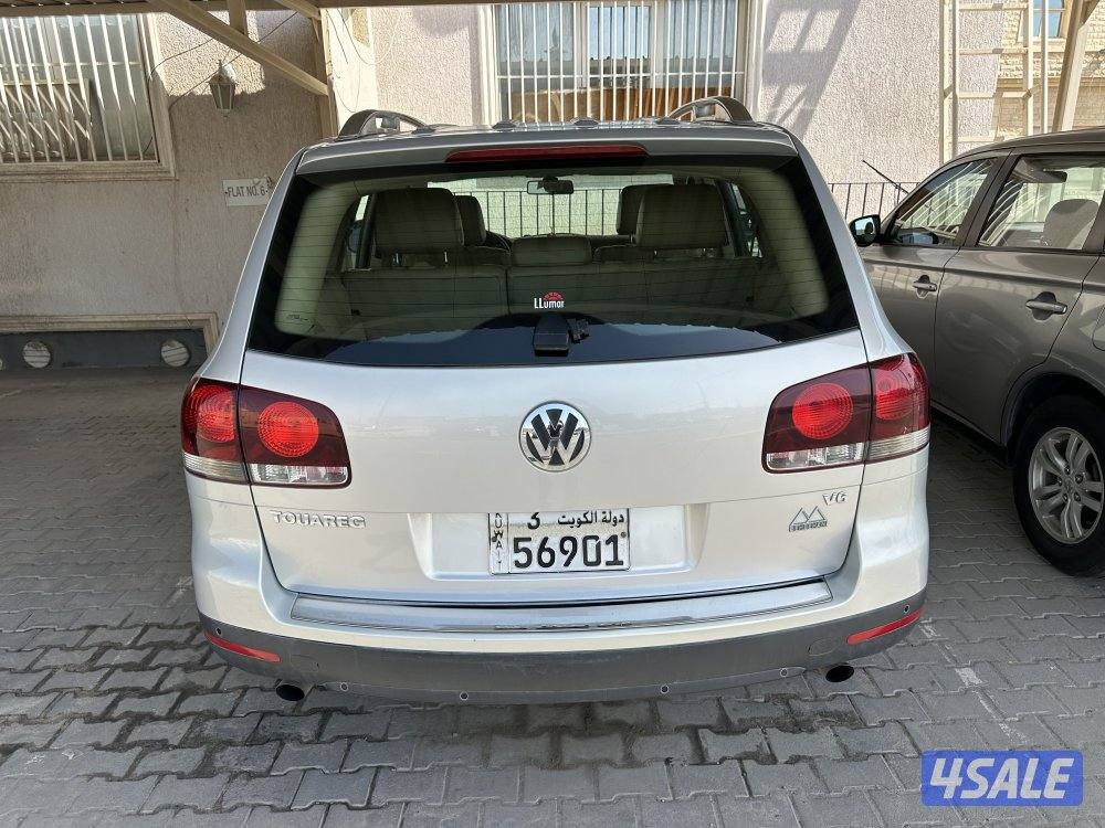 فولكس طوارق صبغ الوكاله موديل 2009 ماشي 192 الف فقط كامل المواصفات2