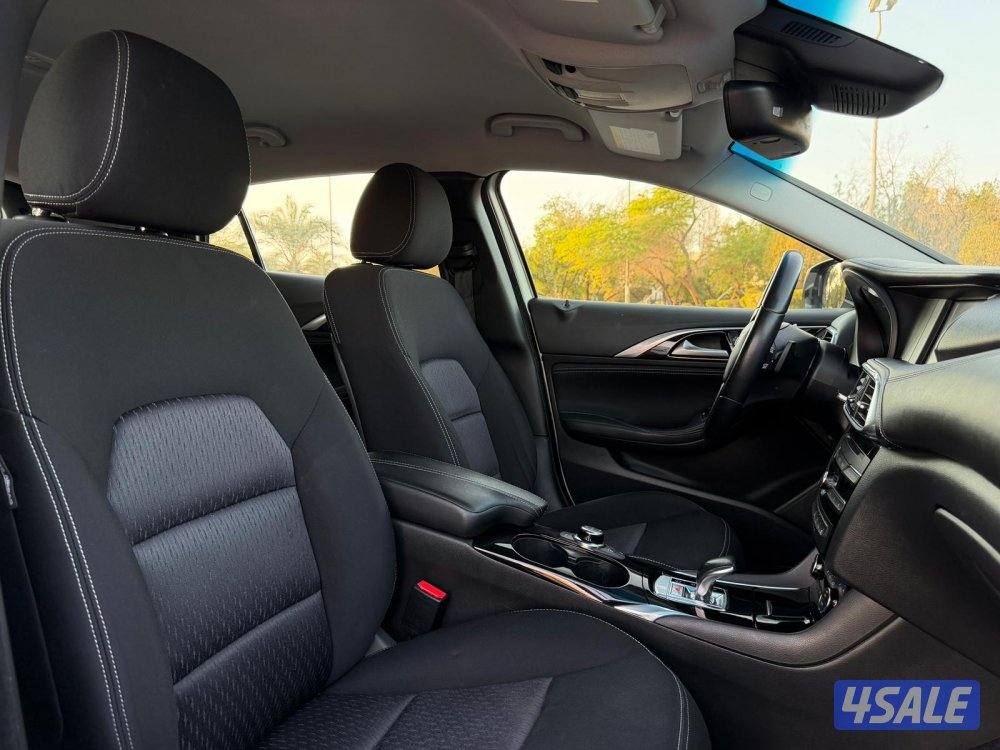 للبيع INFINITY Q30 موديل 2017 وارد البابطين8