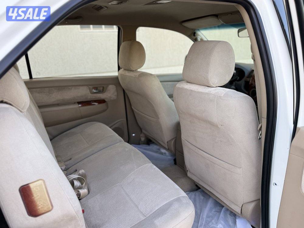 تويوتا فورتنر - موديل 2011 - عداد 313 - دبل جير - وارد الساير7