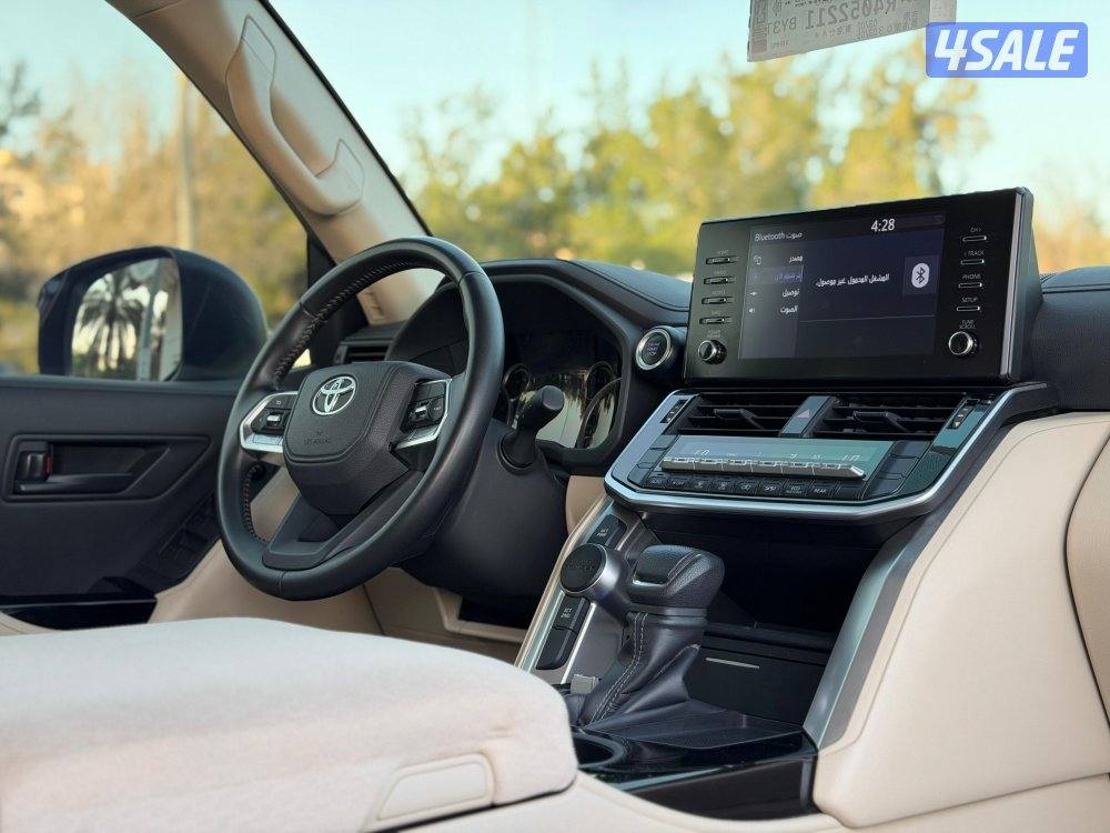 للبيع لاندكروزر GX-R V6 موديل 2024 بحالة الوكاله9