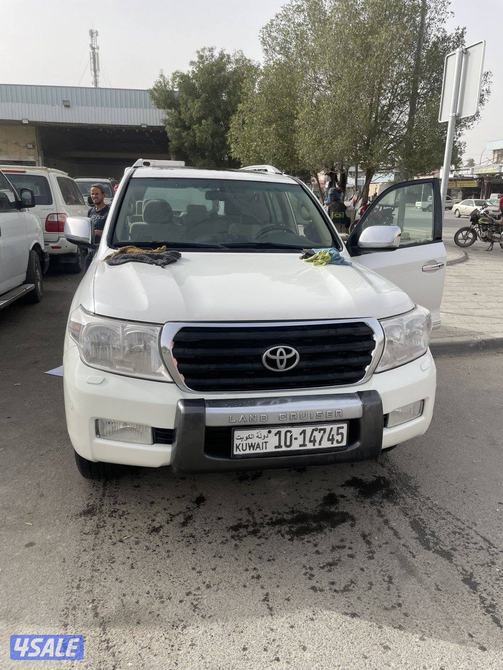 لاندكروزر20100