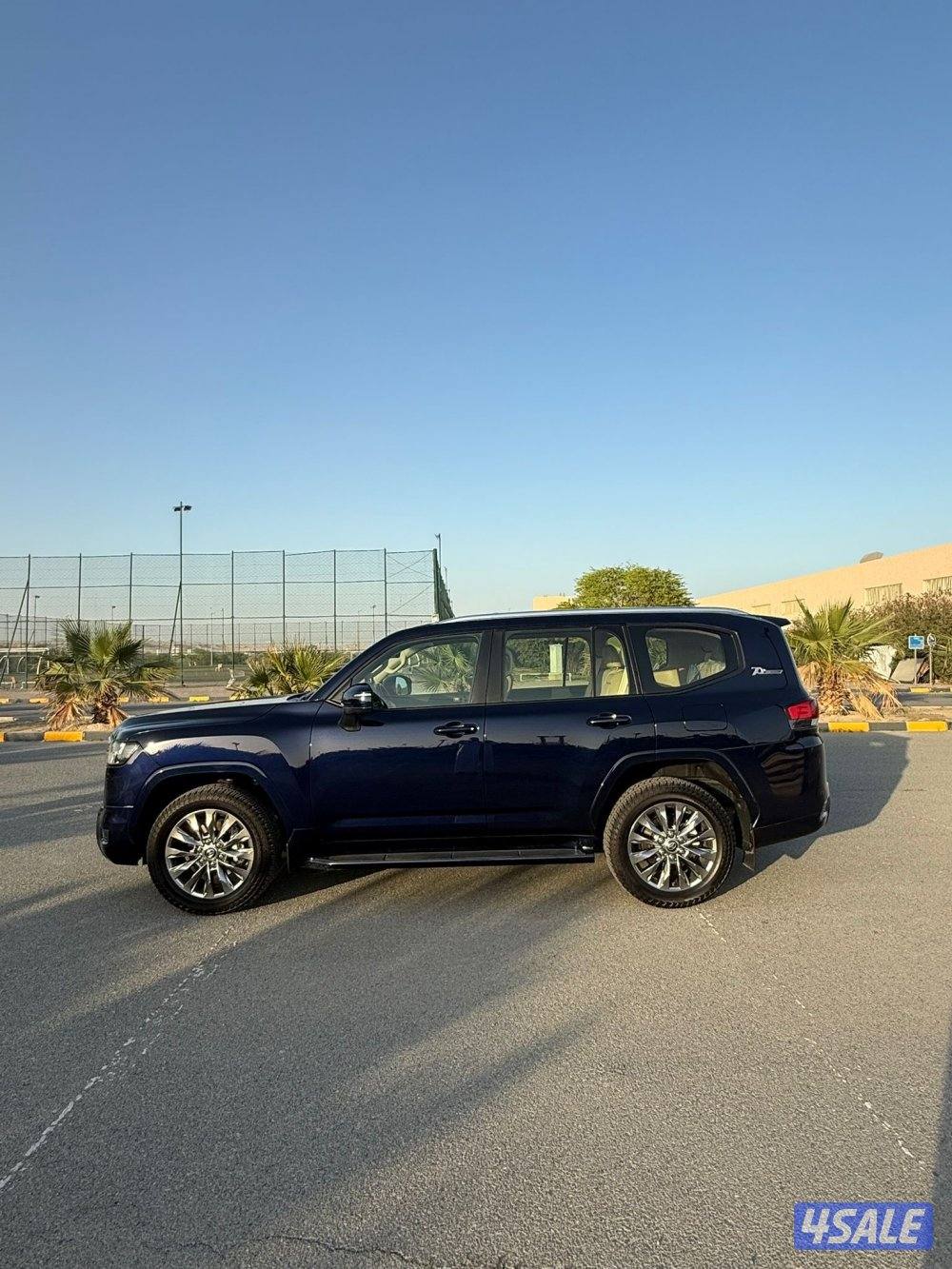 لاند كروز 2022 ايرو تون تيربو بحاله الوكاله عداد 166 الف2