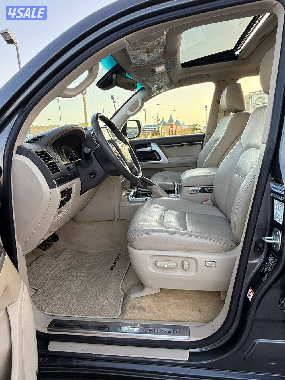 لاند كروز VXR الساير 2018 بحاله الوكاله عداد 260 الف11