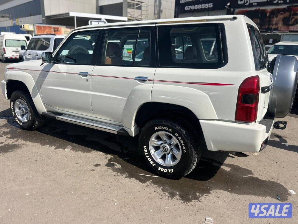 نيسان باترول سفاري موديل 2021 ماشى 49.000 k.m  واردالبابطين .صبغ وكالة2