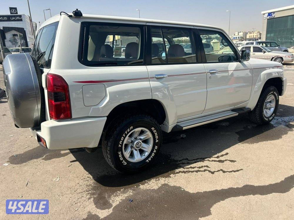 نيسان باترول سفاري موديل 2021 ماشى 49.000 k.m  واردالبابطين .صبغ وكالة3