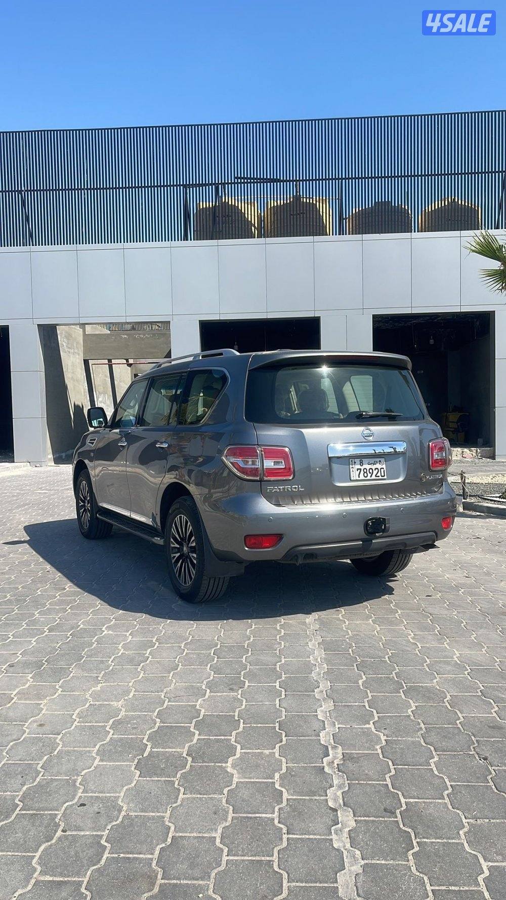 باترول بلاتنيوم ستي 2014 البابطين بحاله الوكاله عداد 138 الف2