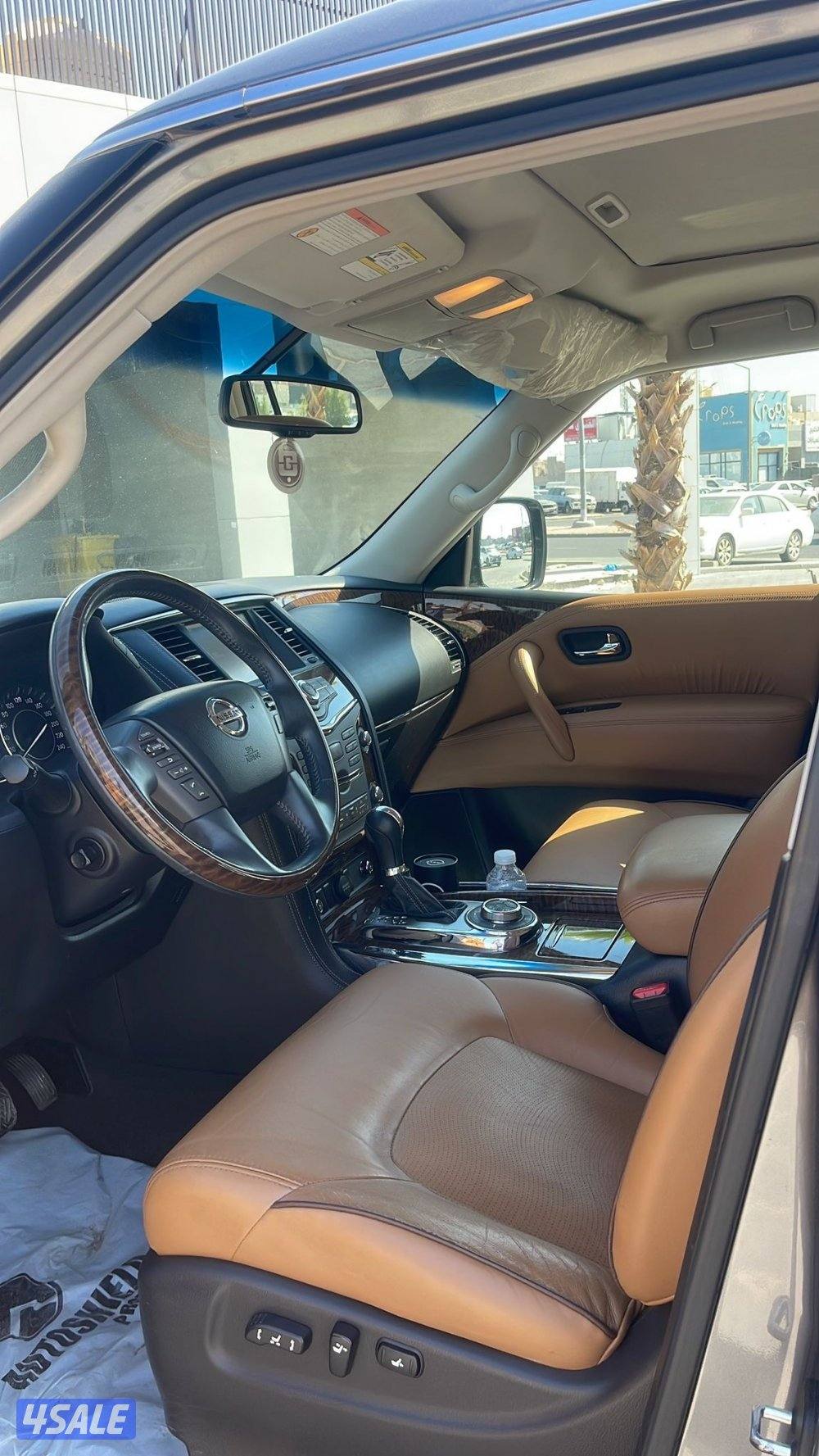 باترول بلاتنيوم ستي 2014 البابطين بحاله الوكاله عداد 138 الف6