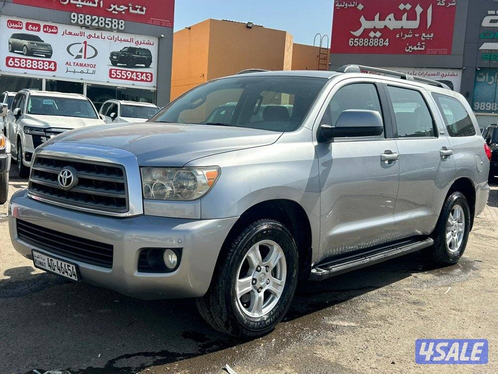 تويوتا سيكويا SR5.V8-5.7L  موديل 2013 ماشى 259.000 k.m  وارد الخليج .0