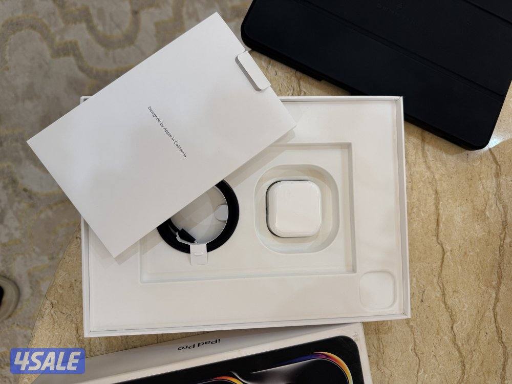 ايباد برو 11 انش - M4  - 5G شريحة - بطارية 100‎%‎ - 256 جيجا -0