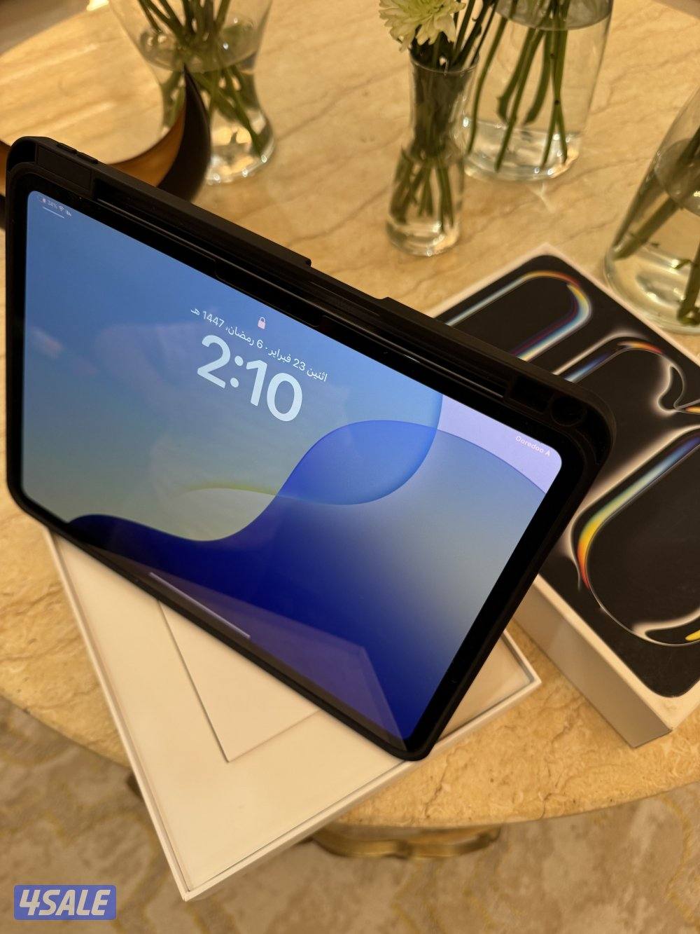 ايباد برو 11 انش - M4  - 5G شريحة - بطارية 100‎%‎ - 256 جيجا -1