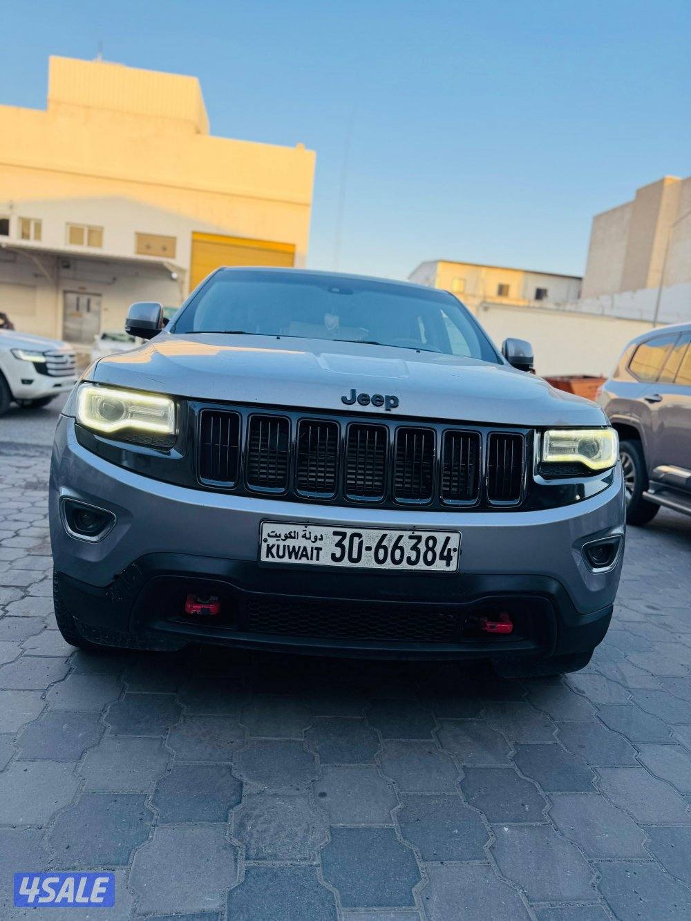 Grand Cherokee jeep2