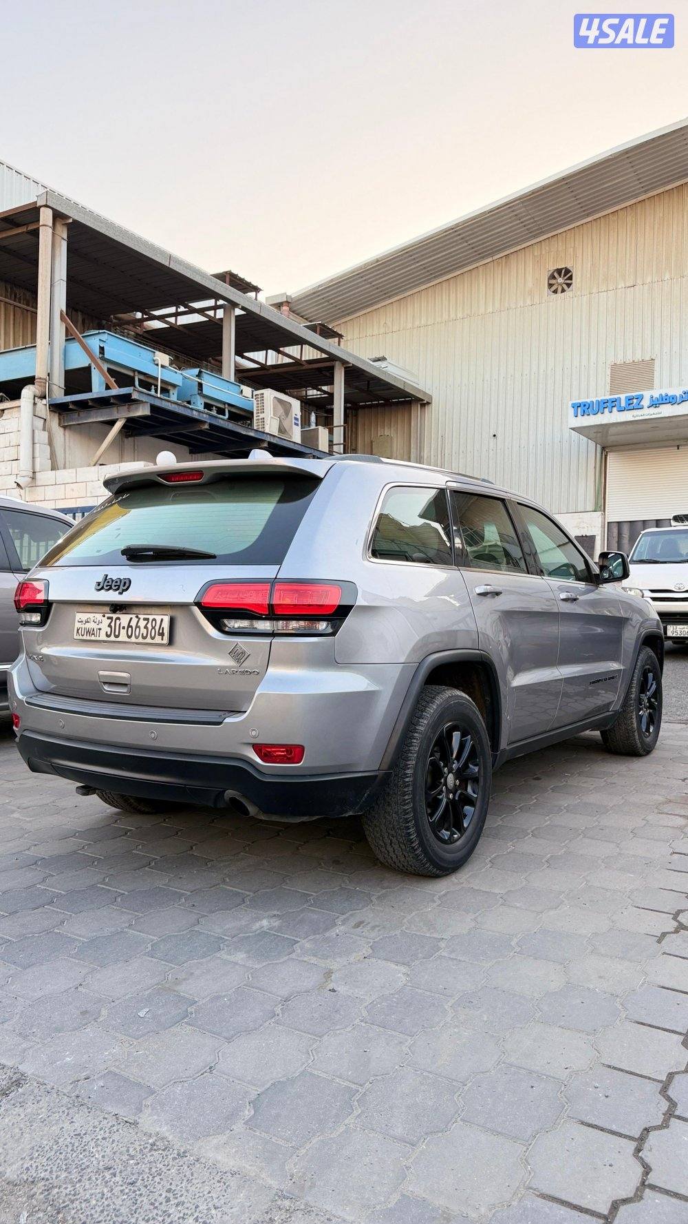 Grand Cherokee jeep3