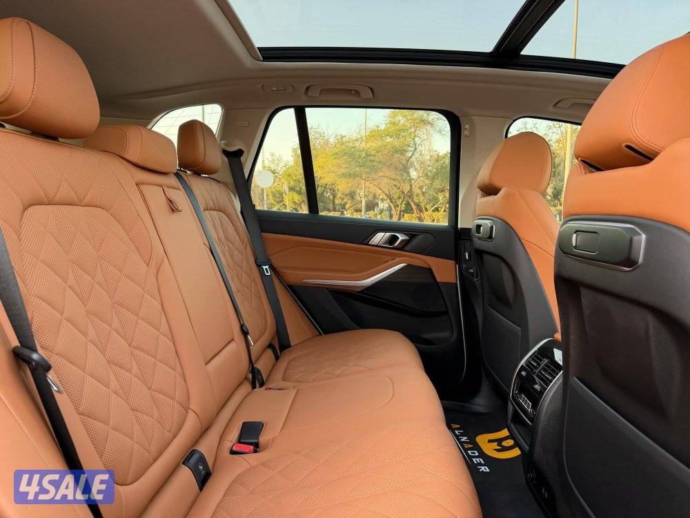 للبيع BMW X5 4.0i XDRIV موديل 2024 وارد الغانم13