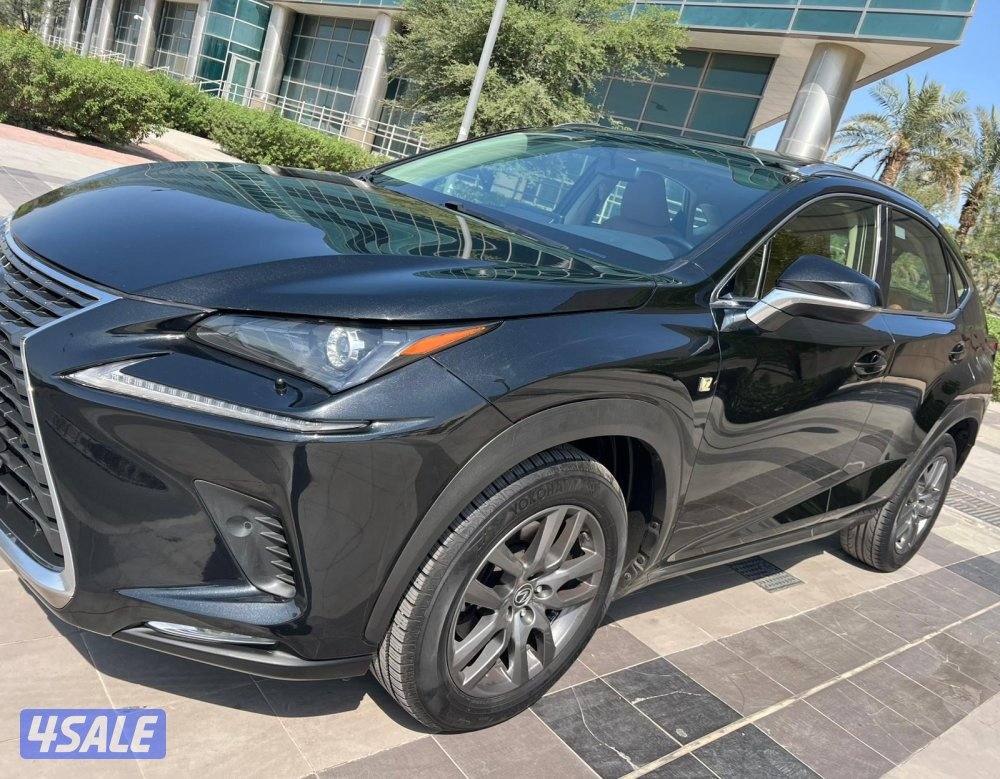للبيع لكزس NX300 موديل 2019 وارد الساير صبغ الوكاله1