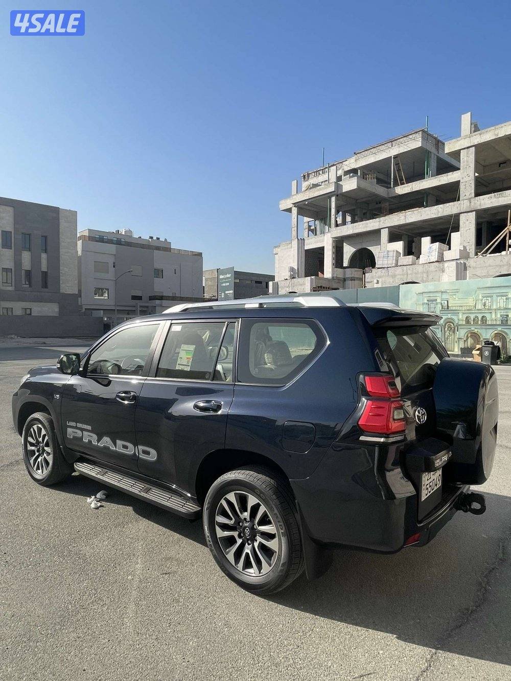 للبيع برادو TXL 2022 اعلى درجه صبغ الوكالة عداد 604