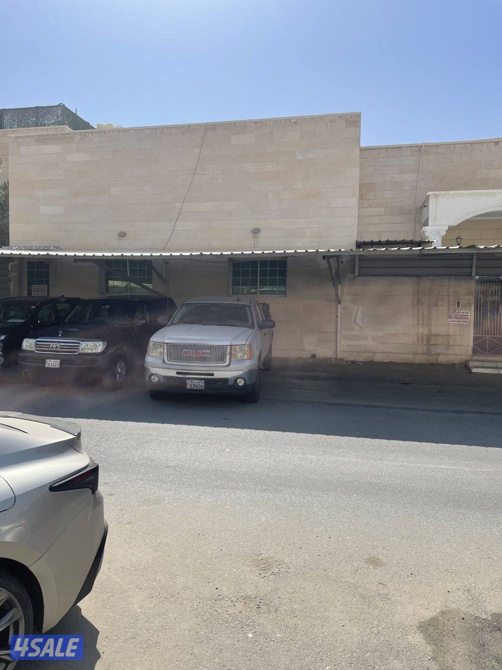 للإيجار بصباح الناصر ق1 بيت كامل دوانيه معزوله0