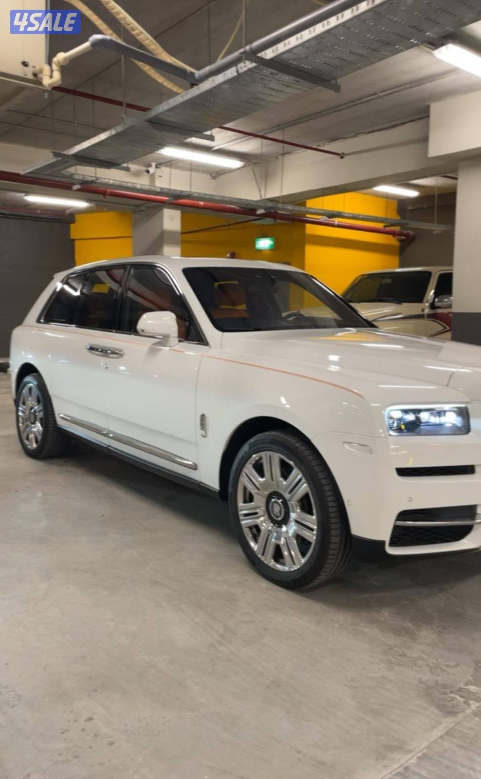 للبيع روزرايز كولينان موديل ٢٠١٩ ماشي ٣١ ألف0