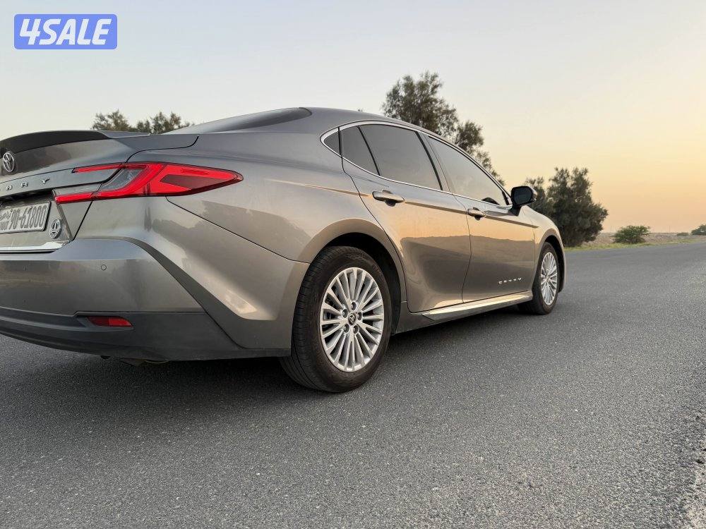 للبيع كامري ٢٠٢٥2