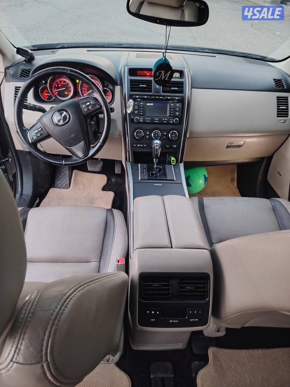 جيب مازدا. cx9. 20127