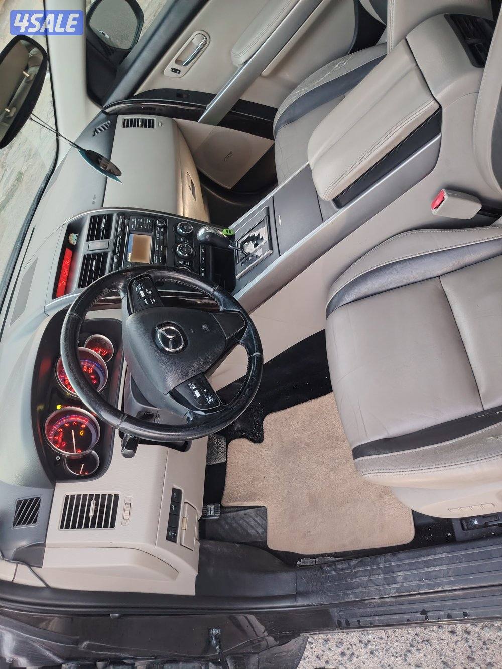 جيب مازدا. cx9. 20129