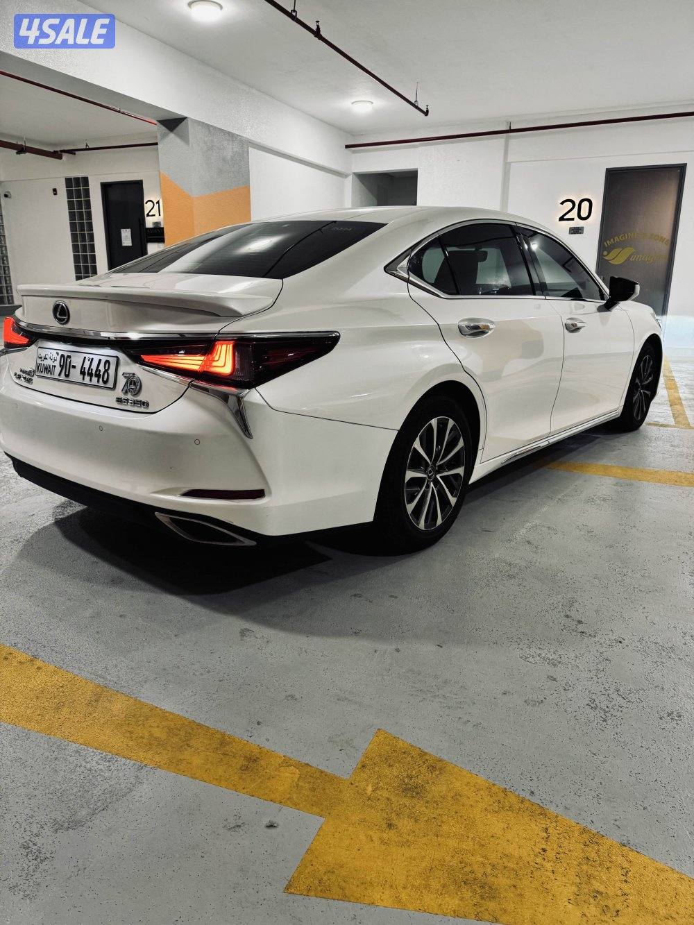 لكزس ES 350٢٠٢٤ كامل المواصفات صبغ الوكاله6