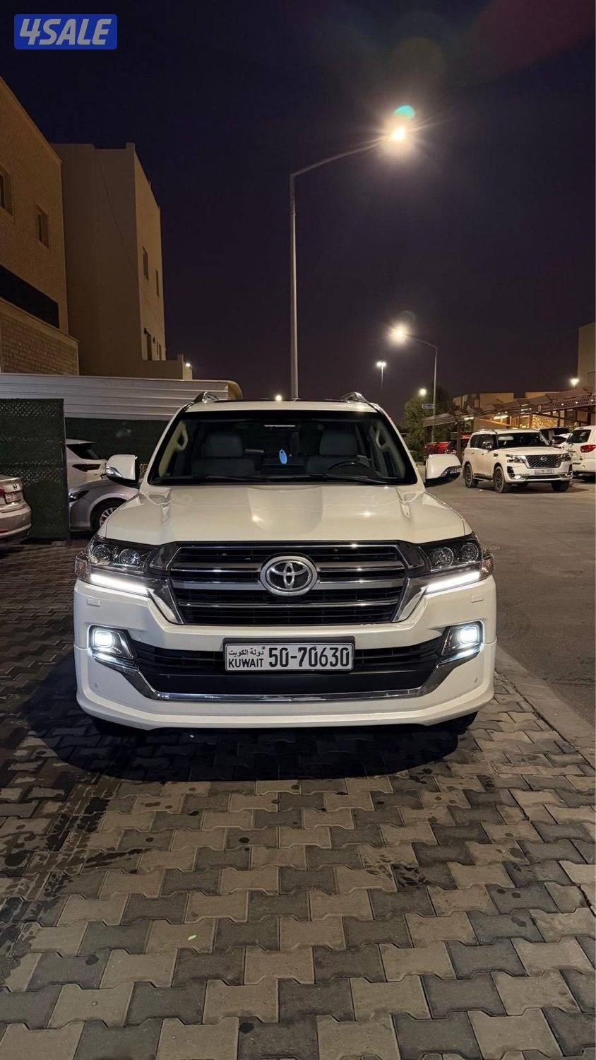 جيب لاندكروزر قراند تورنق - 2019 - صبغ الوكالة شرط الفحص - عداد 164 -1