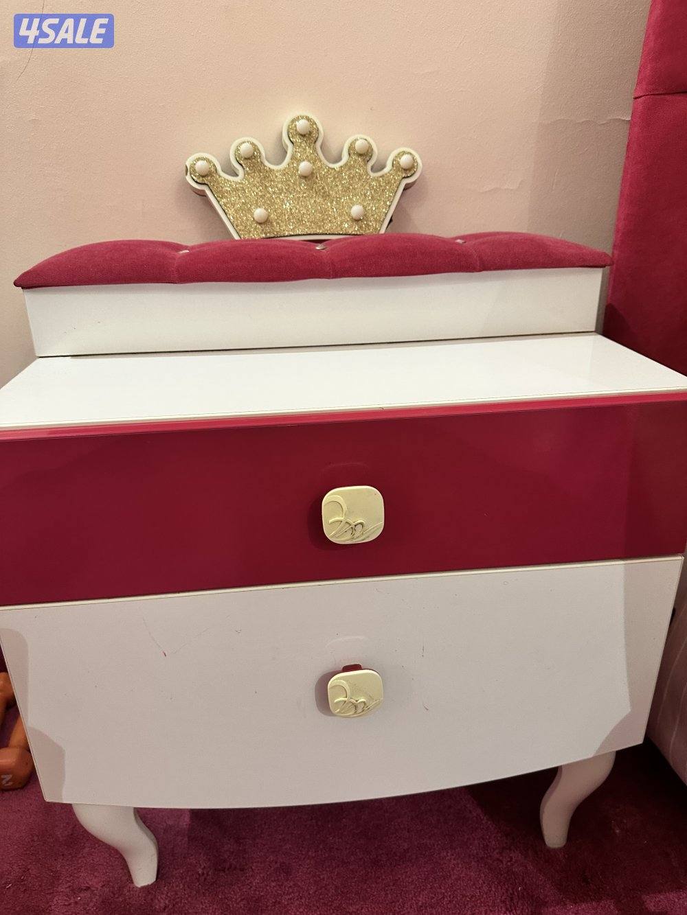 غرفة بنات خشب قوي وشبه جديدة ماركة الفراولة تركية3