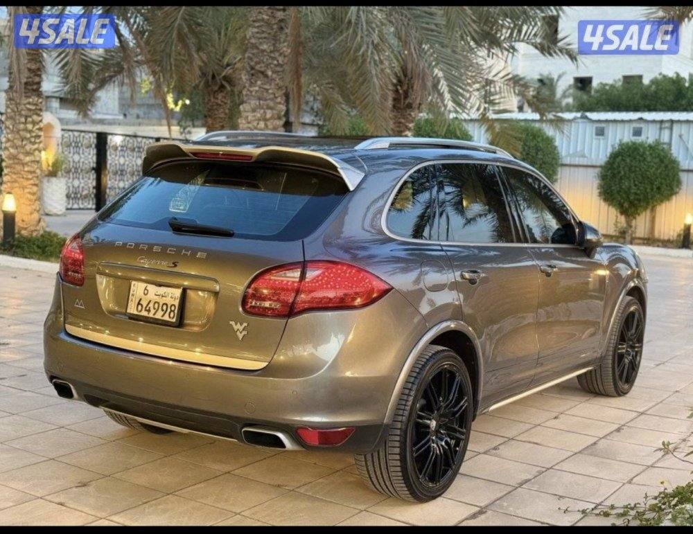 للبيع بورش كاين0