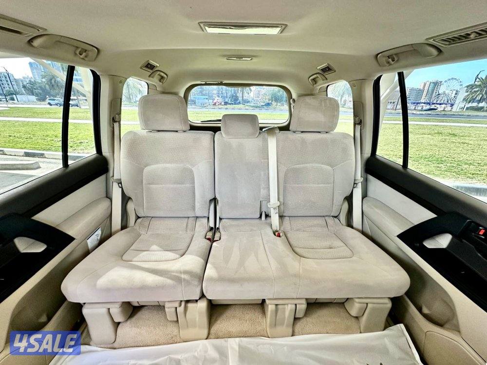 تويوتا لاند كروزر - الموديل2019 - العداد:25211