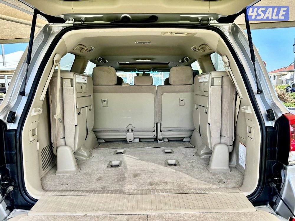 تويوتا لاند كروزر - الموديل2019 - العداد:25212