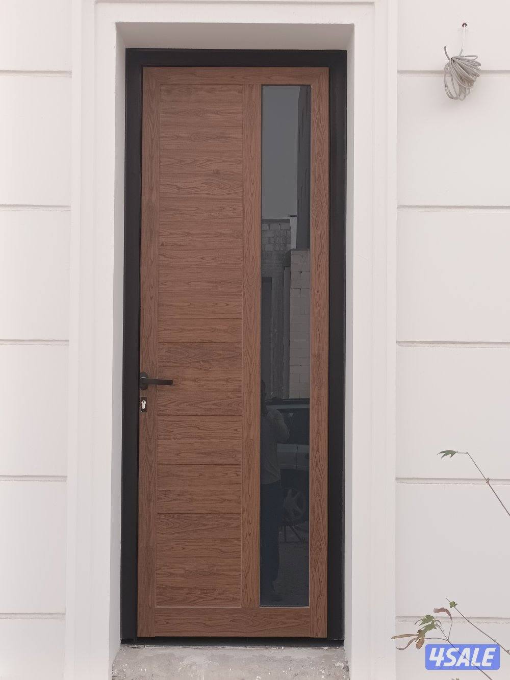 xcite aluminium glass and steel2