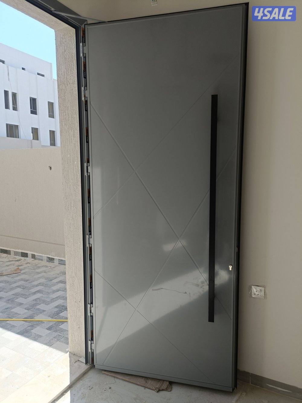 xcite aluminium glass and steel3