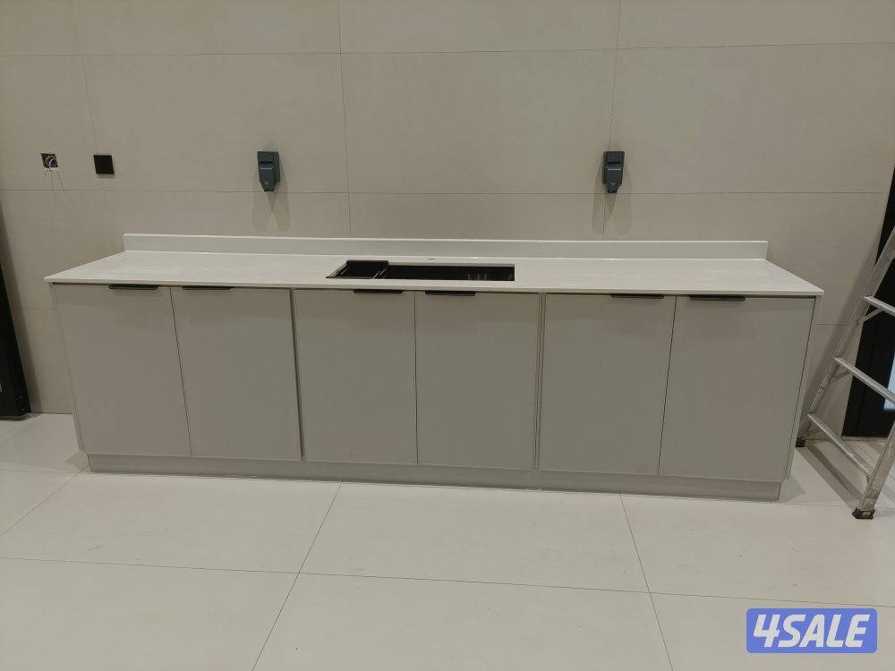 xcite aluminium glass and steel9