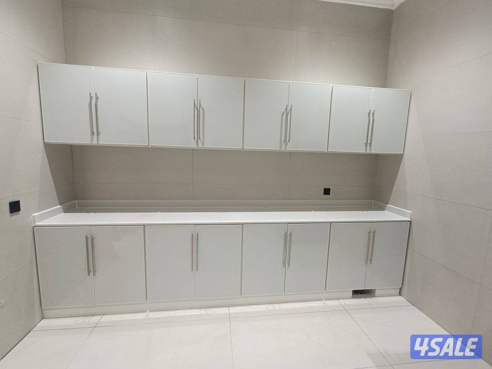 xcite aluminium glass and steel10