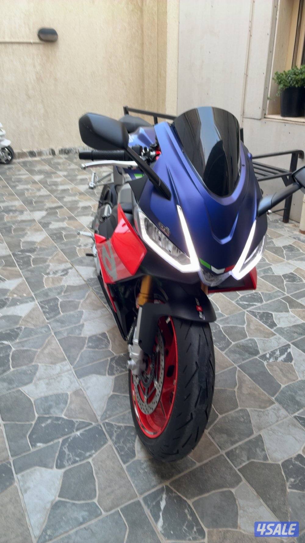 للبيع ابريليا rs6605