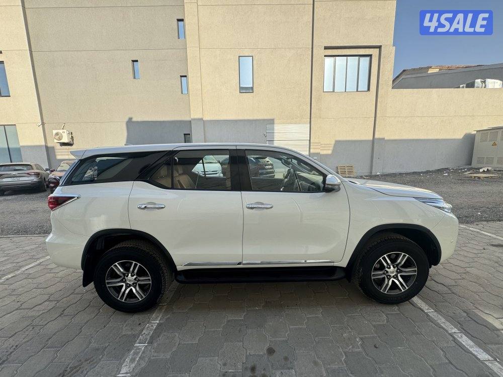 للبيع فورتنر موديل 2018 بحالة الوكاله5