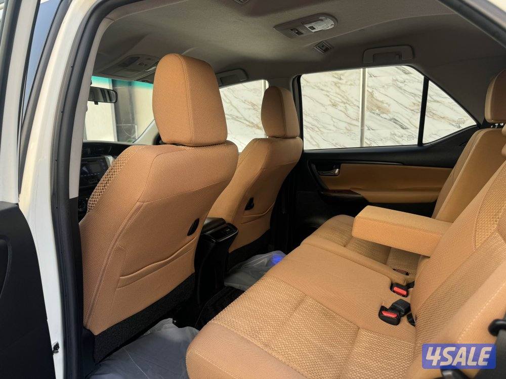 للبيع فورتنر موديل 2018 بحالة الوكاله6