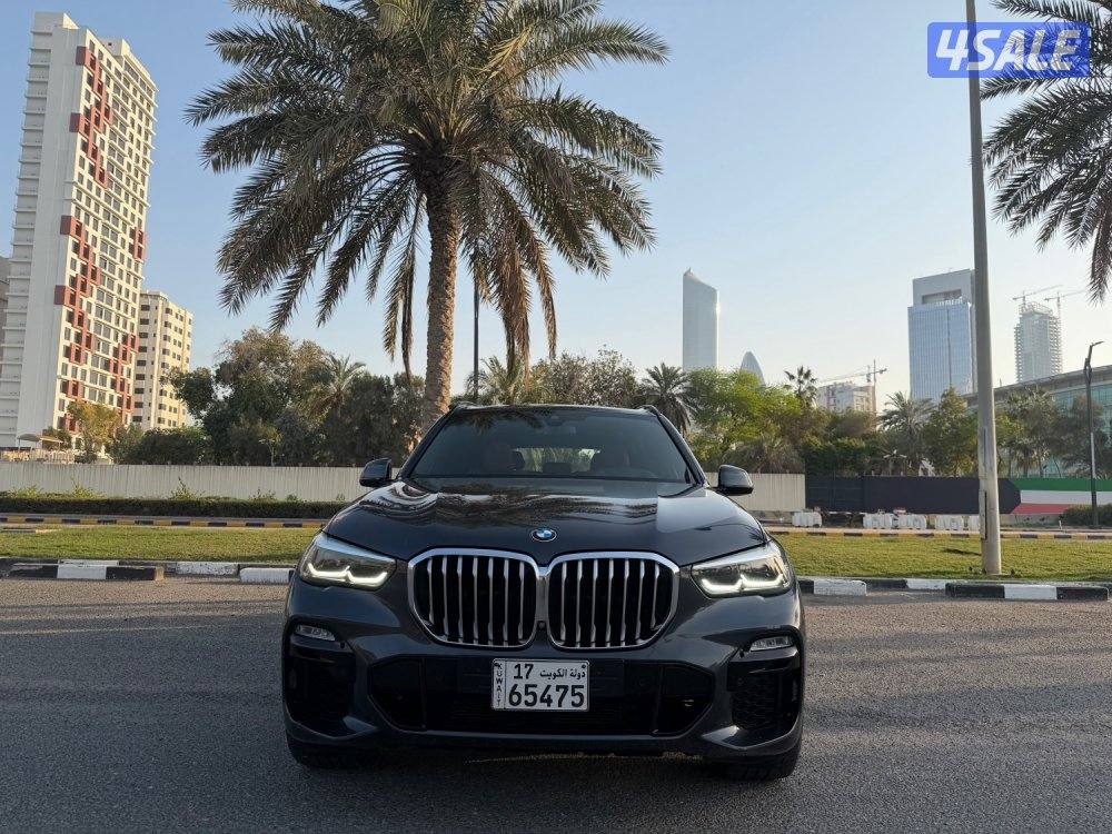 صبغ الوكالة عداد ٨٤ الف كم فقط X5 M Kit 20193